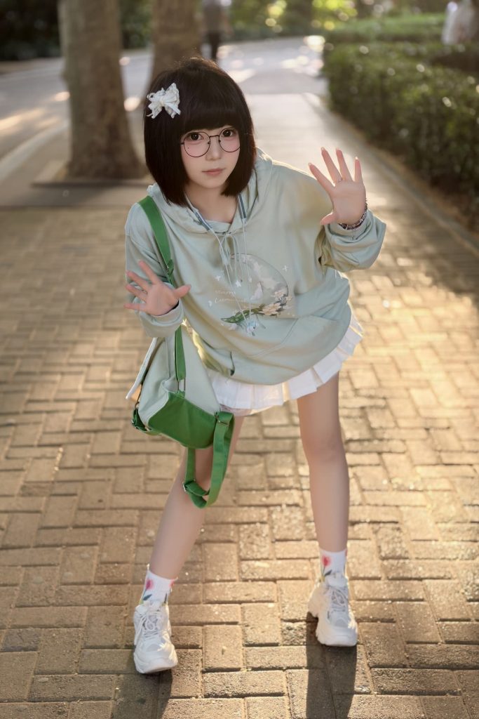 图片[1]草寺cos社-珍藏合集-新一代老吃家的聚集地蘑菇头 Cosplay写真作品合集 10套草寺cos社-珍藏合集-新一代老吃家的聚集地草寺