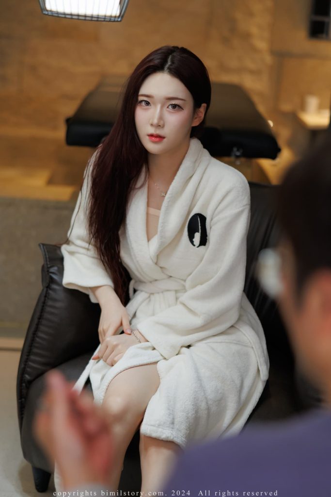 图片[1]草寺cos社-珍藏合集-新一代老吃家的聚集地Bimilstory 韩国机构写真合集 共370期草寺cos社-珍藏合集-新一代老吃家的聚集地草寺
